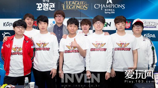 顽强拼搏的 顽强拼搏的