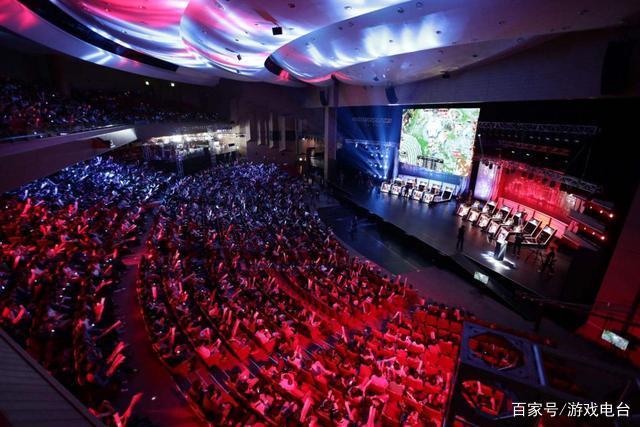 嫂在亚冬会 嫂在亚冬会